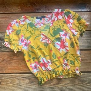 Womens Blouse. Size M. Gently Usef
